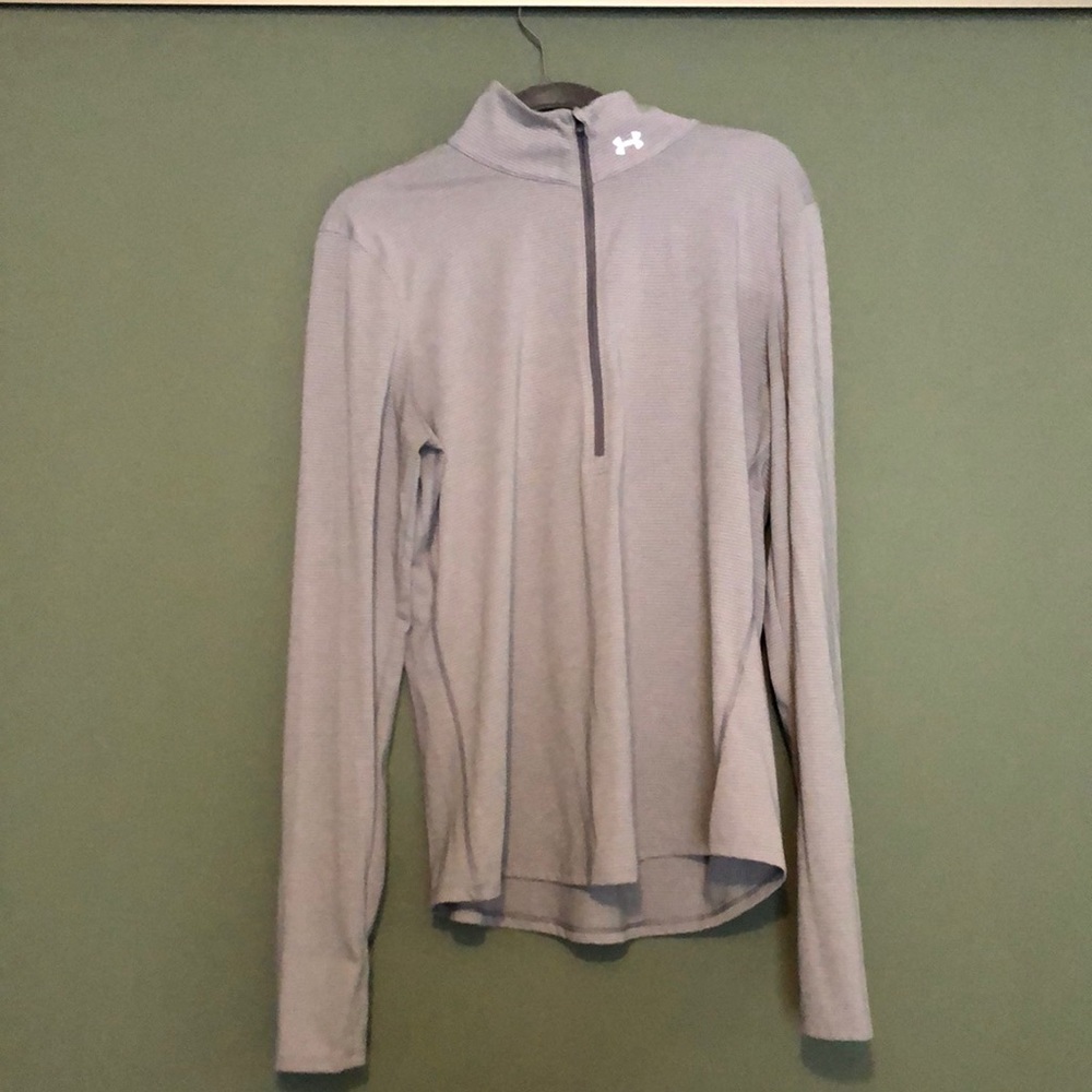 Under Armour Run Gray and white Stripe heat gear 1/4 zip pull over
